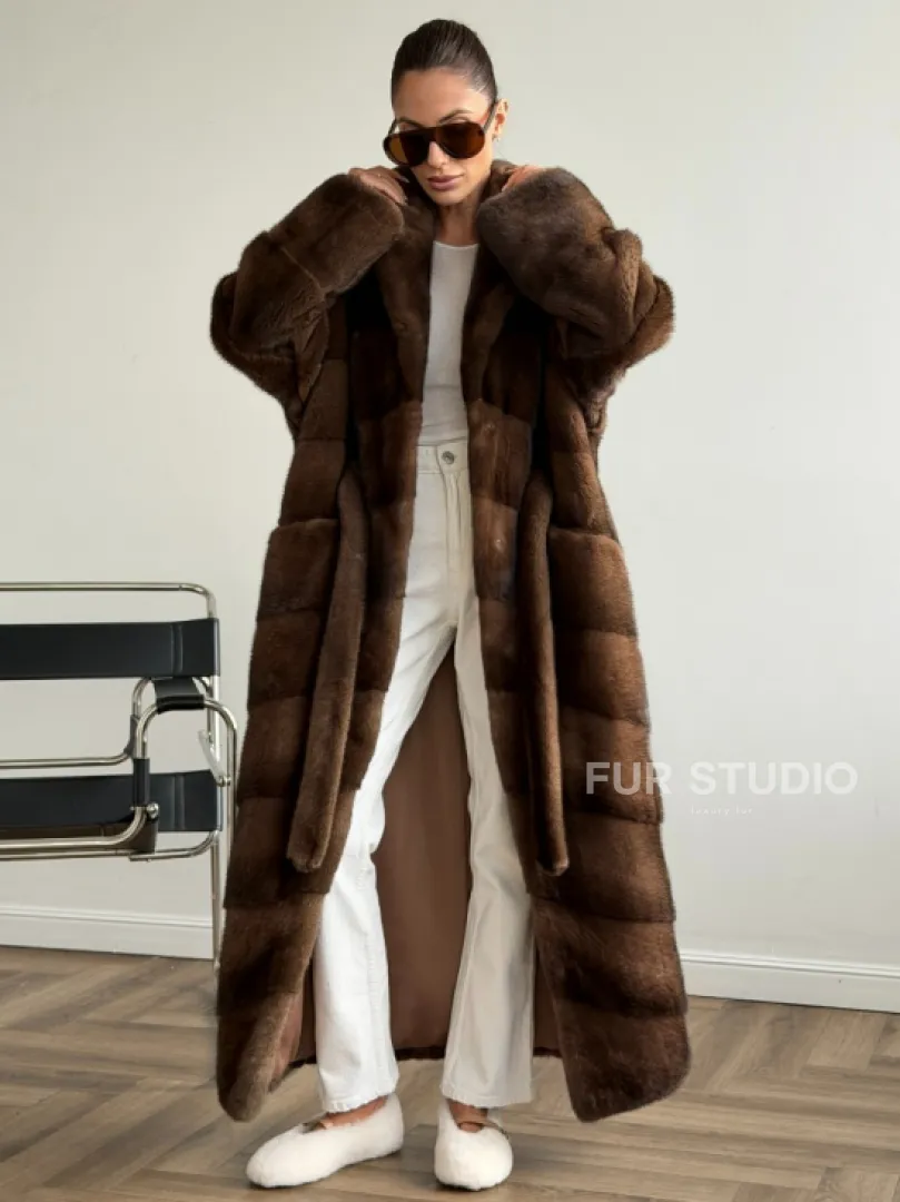 Шуба из плюшевой норки Velvet с английским воротником - цвет соболь