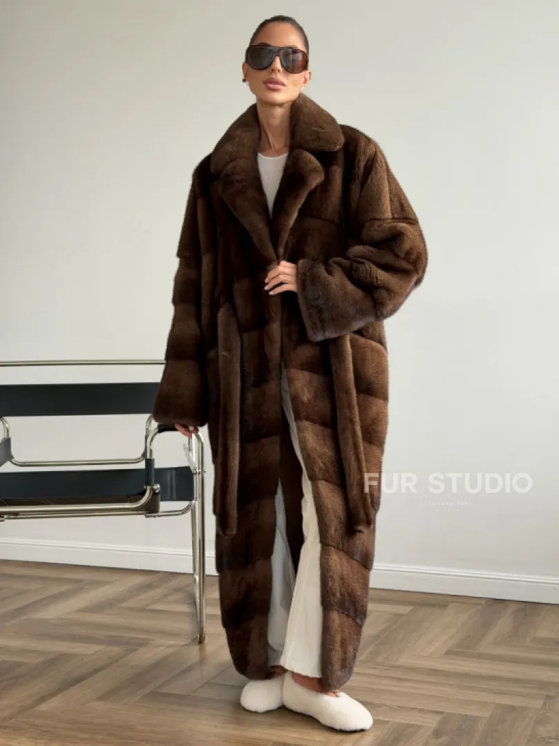 Шуба из плюшевой норки Velvet с английским воротником - цвет соболь - фото 11