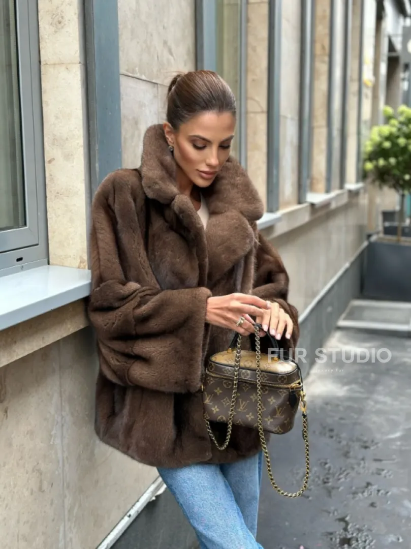 Норковый полушубок с английским воротником - цвет орех