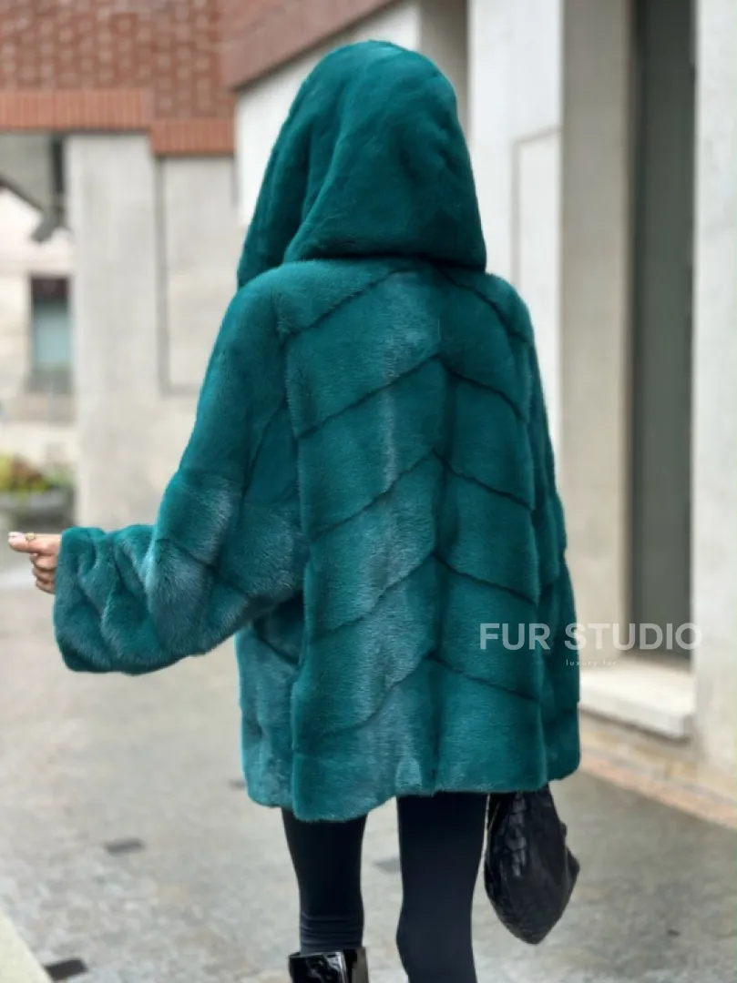 Короткая норковая шуба с капюшоном - цвет морской изумруд - фото 1