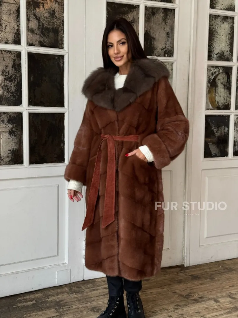Эксклюзивная норковая шуба с капюшоном из куницы - цвет терракотовый - фото 9