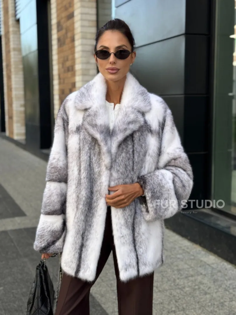 Белая норковая куртка автоледи английский воротник - фото 0
