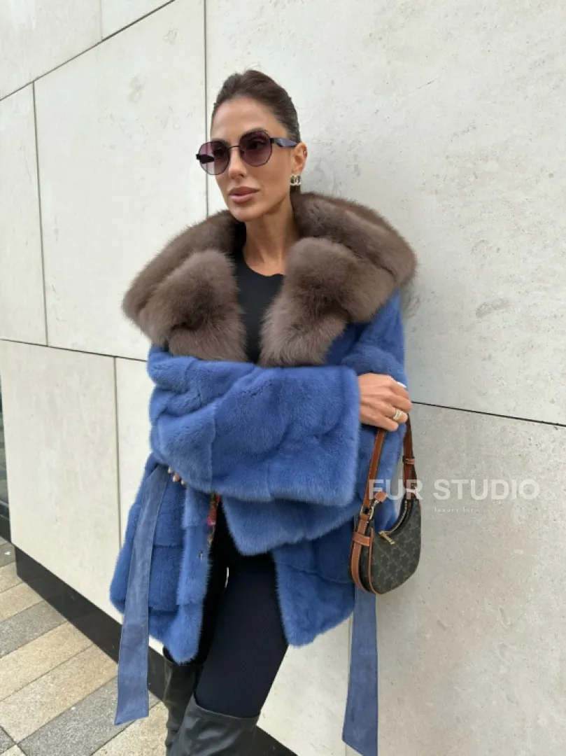 Норковое манто с капюшоном из куницы - цвет васильковый - фото 2