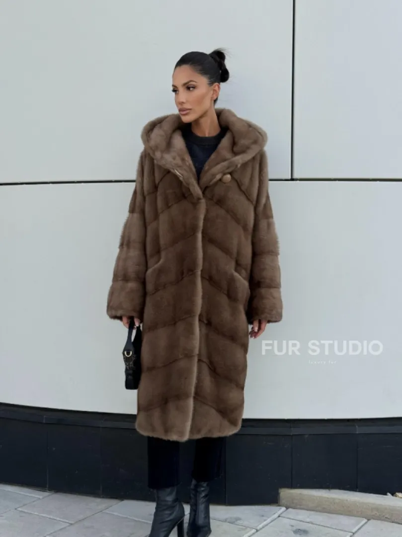 Женская норковая шуба NAFA MINK с капюшоном - цвет пастель - фото 9