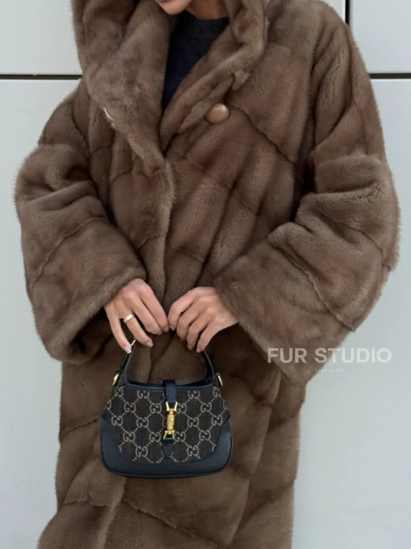 Женская норковая шуба NAFA MINK с капюшоном - цвет пастель - фото 1