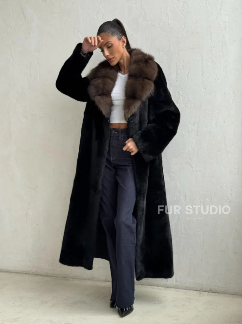 Шуба норковая Black Velvet c воротником из меха куницы - фото 10