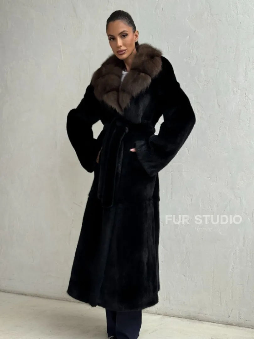 Шуба норковая Black Velvet c воротником из меха куницы - фото 5