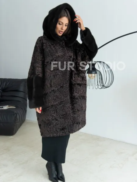 Уголь шуба из каракульчи и норки с капюшоном - фото 0