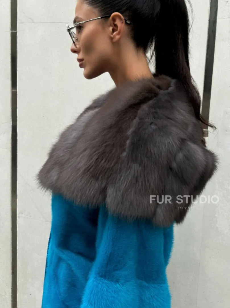 Шуба норковая с капюшоном из меха куницы - цвет тиффани - фото 4