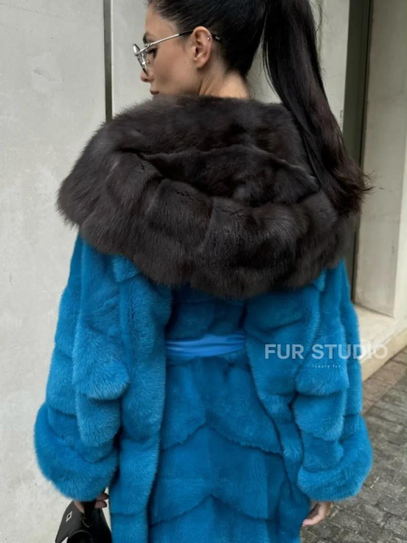 Шуба норковая с капюшоном из меха куницы - цвет тиффани - фото 5