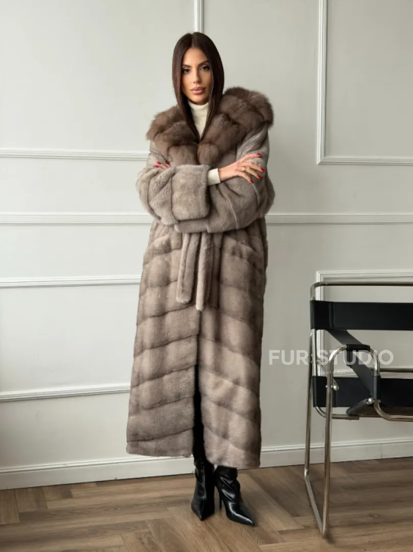 Шуба норковая с капюшоном куница - цвет светло-серый - фото 13