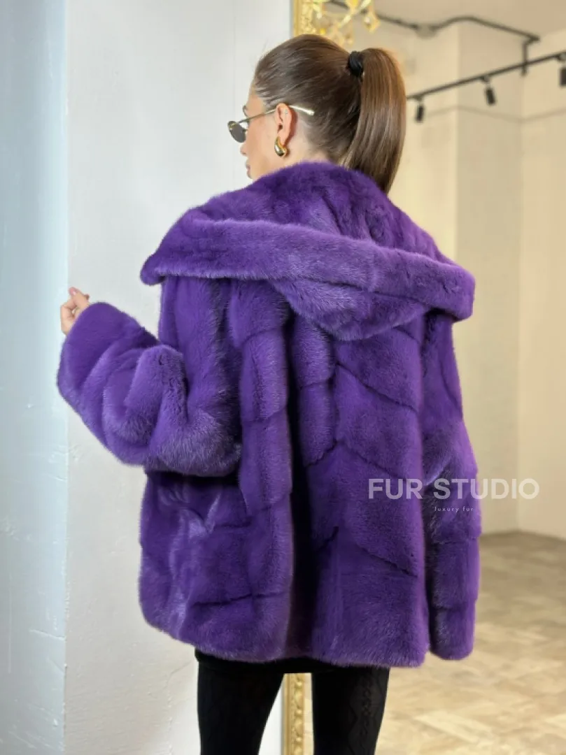 Паркет шуба с капюшоном - фиолетовый цвет
