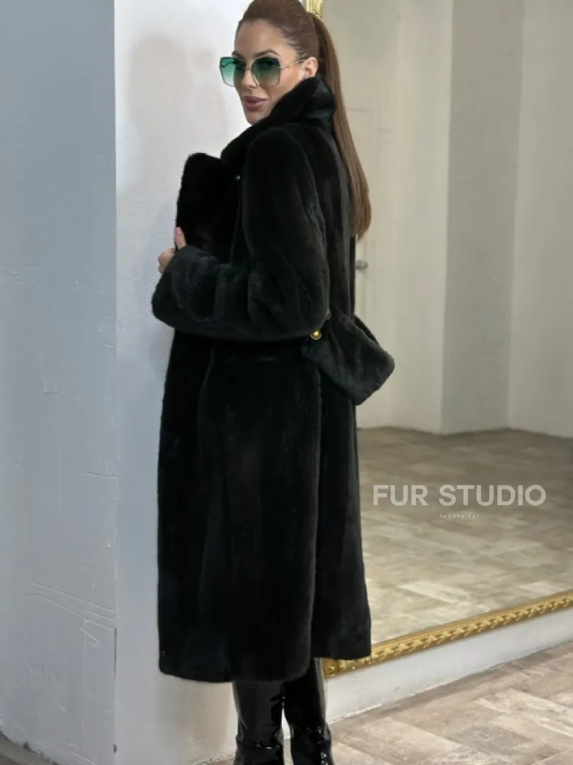 Элегантное пальто из плюшевой норки VELVET - цвет черно-зеленый - фото 4