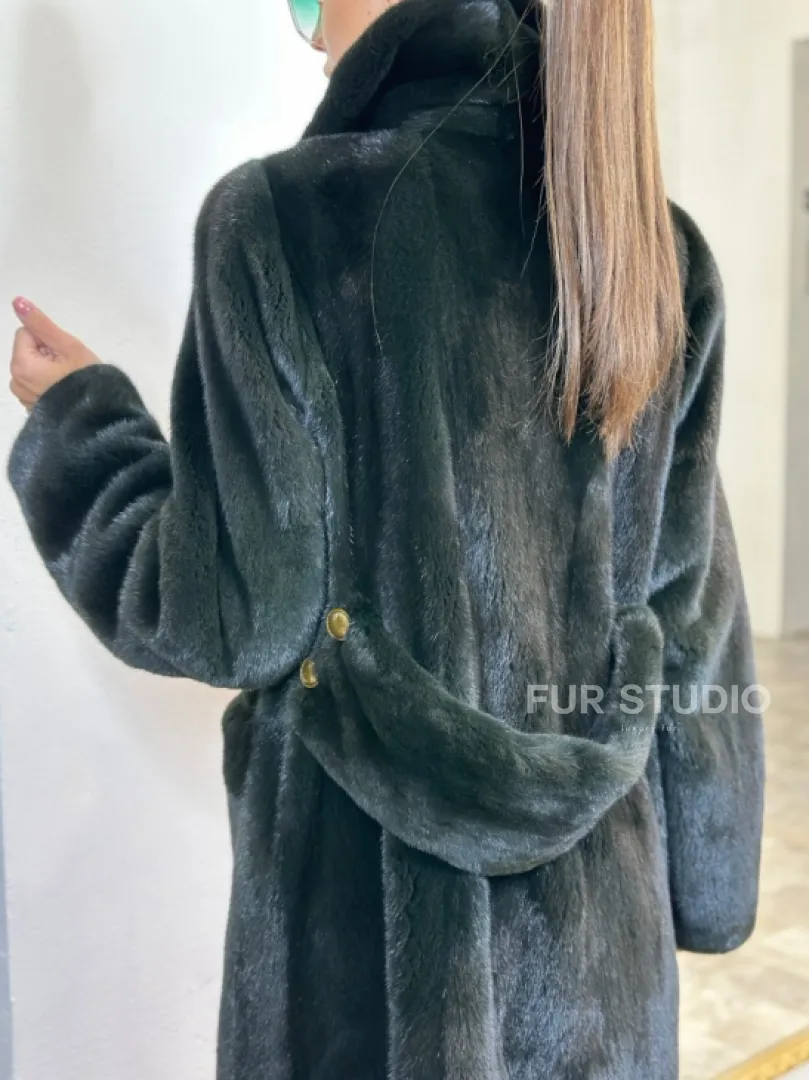 Элегантное пальто из плюшевой норки VELVET - цвет черно-зеленый - фото 1