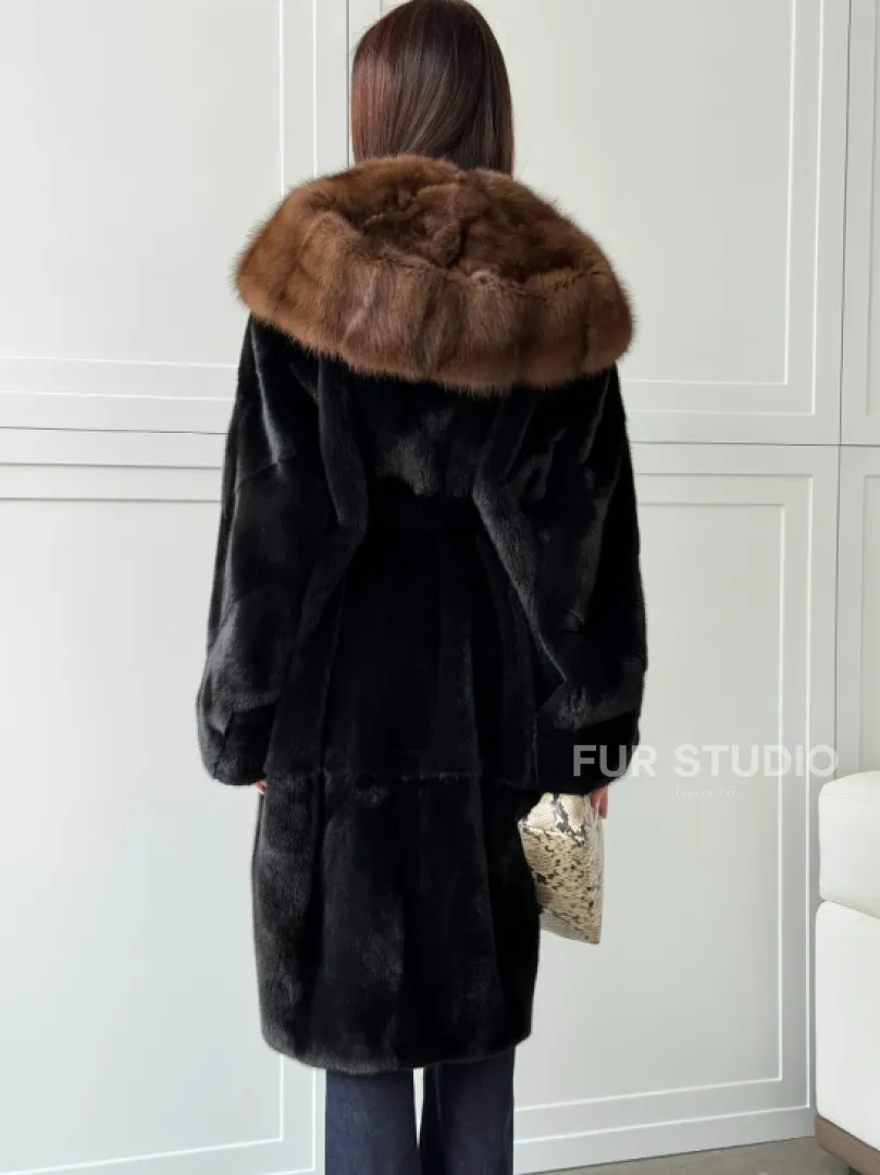 Норковая шуба фасон баллон с капюшоном куница - фото 8
