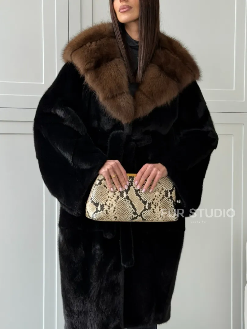 Норковая шуба фасон баллон с капюшоном куница - фото 5