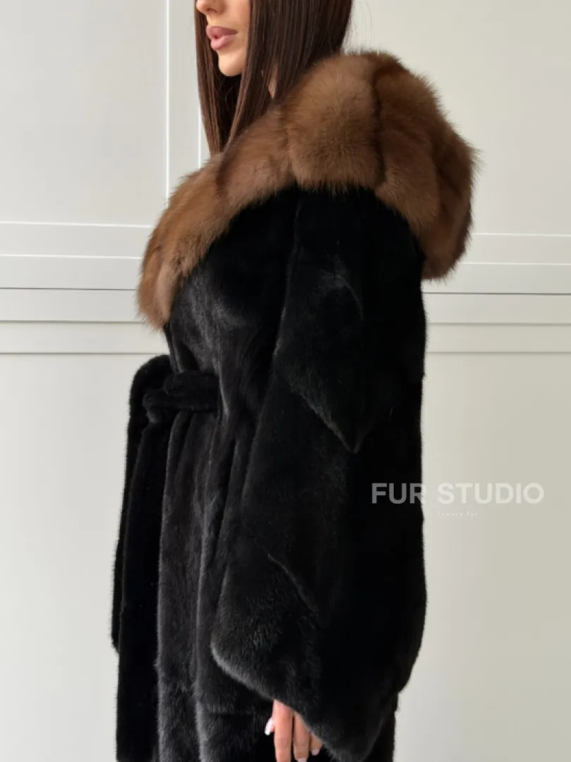 Норка BLACKGLAMA кимоно с капюшоном куница