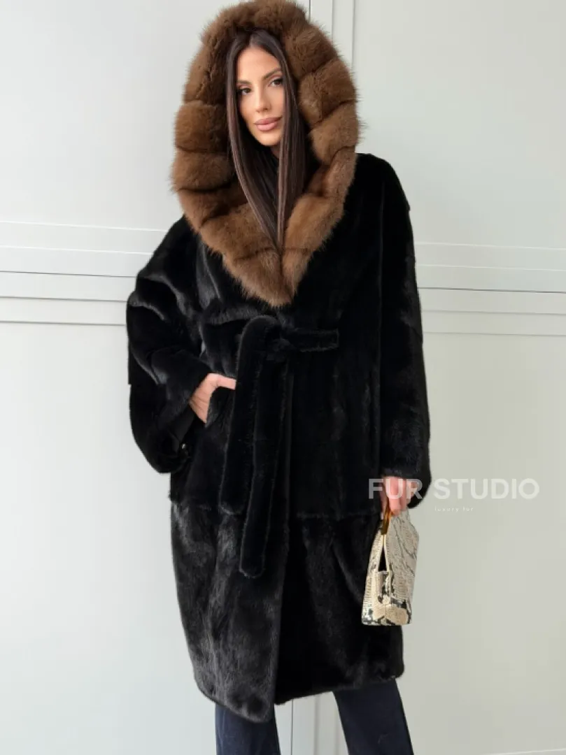 Норка BLACKGLAMA кимоно с капюшоном куница