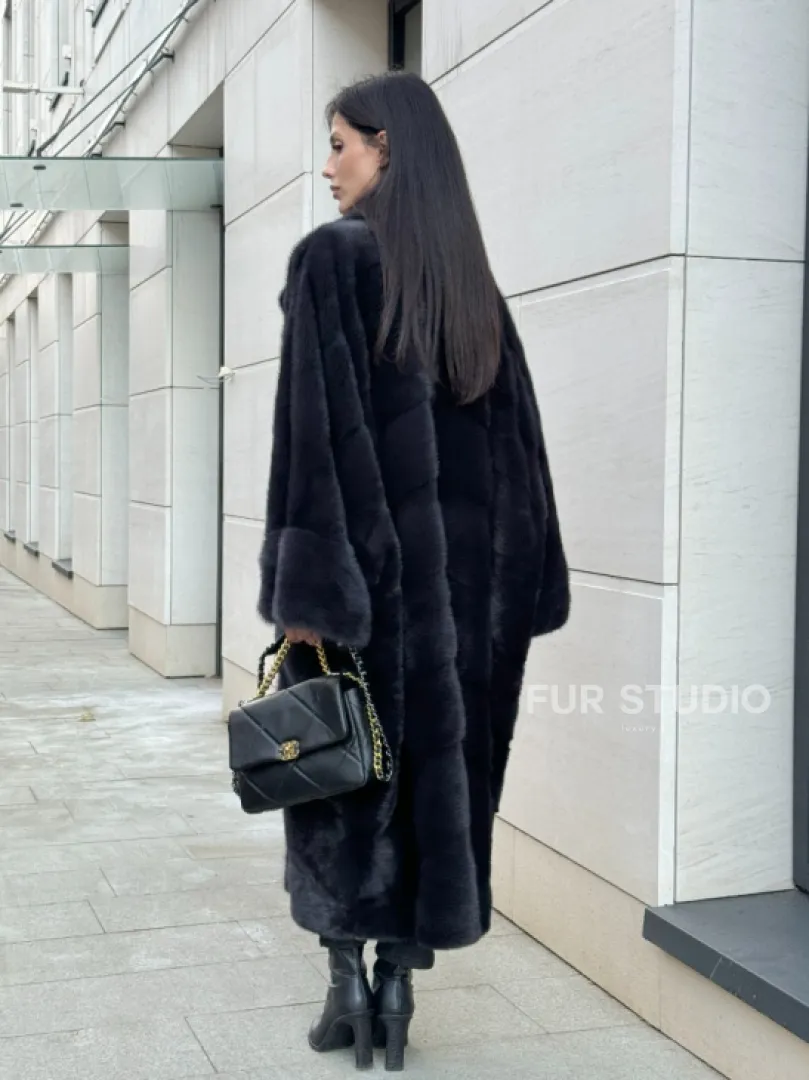 Манто из аукционной норки в цвете графит - фото 8