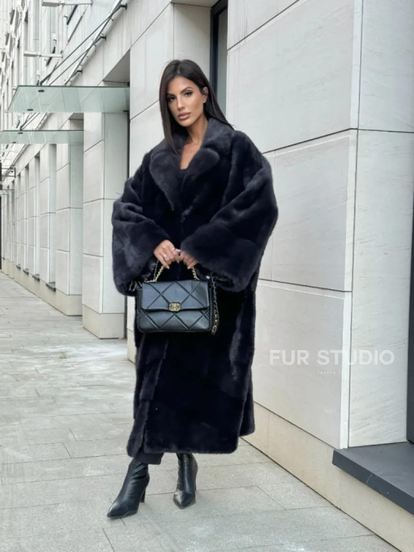 Манто из аукционной норки в цвете графит - фото 10