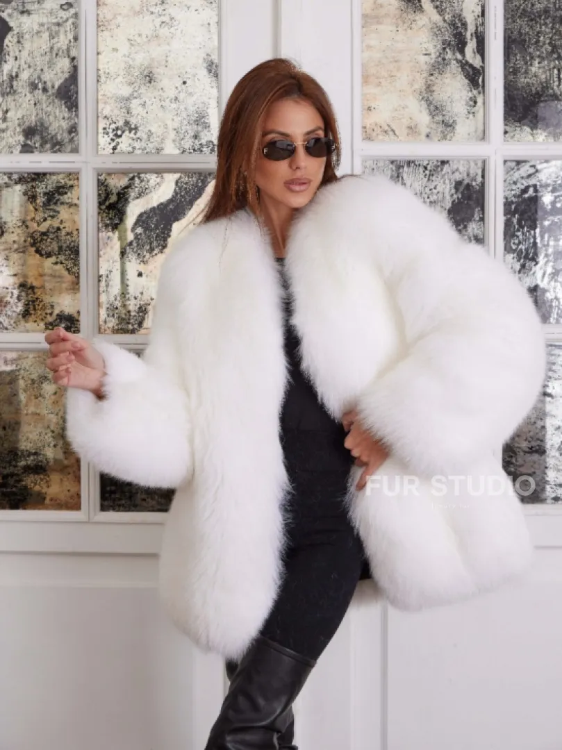 Шуба из меха лисы - цвет белый - фото 0