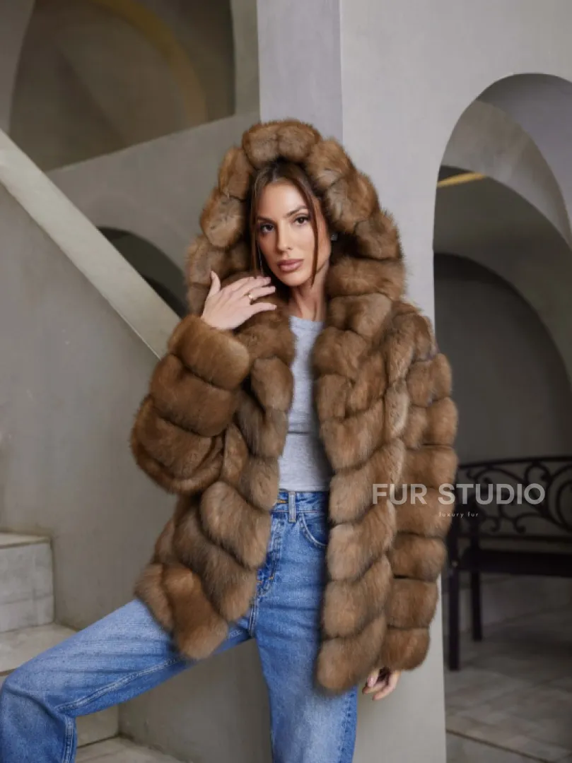 Шуба из куницы с капюшоном - фото 1