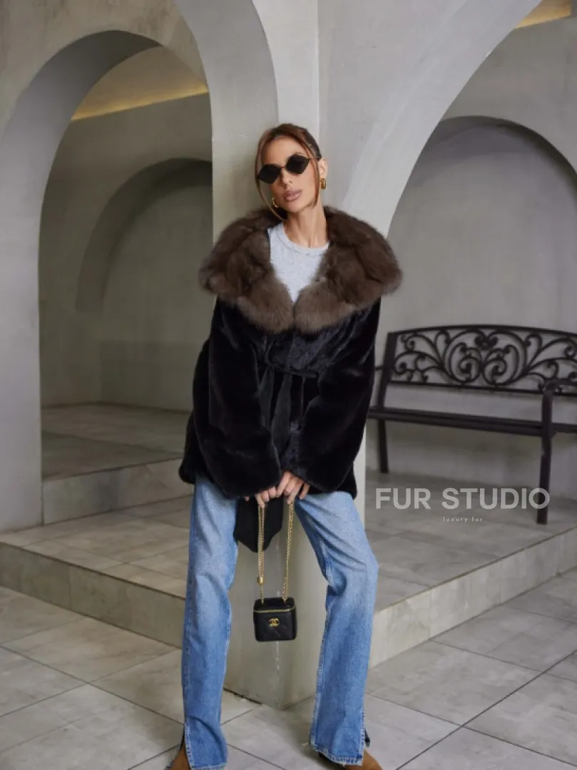 норка в роспуск шуба - черная с капюшоном куница - фото 4