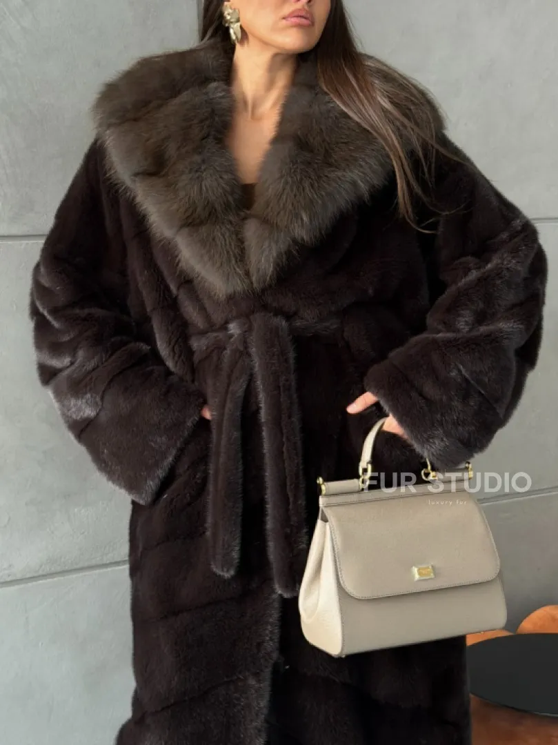 Шуба норковая с капюшоном из меха куницы - цвет уголь - фото 2