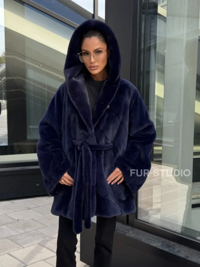 Шуба летучая мышь с капюшоном цвет аквамарин - паркетная раскладка - фото 10