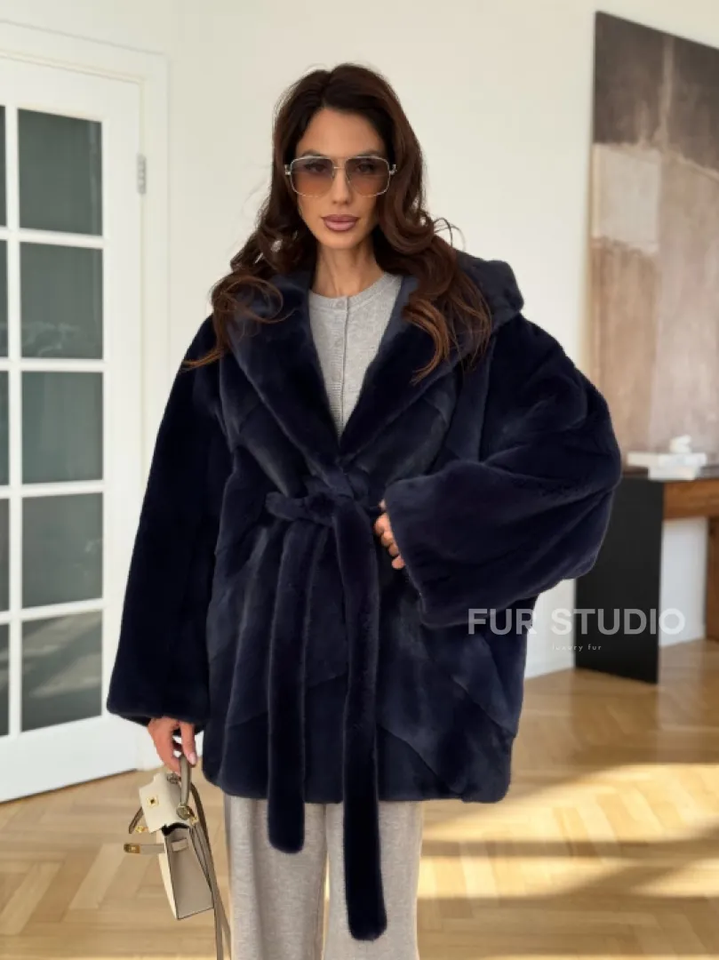 Шуба летучая мышь с капюшоном цвет аквамарин - паркетная раскладка - фото 8