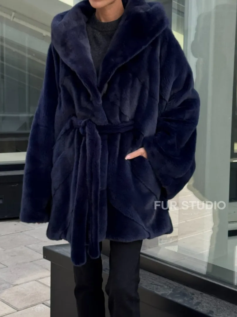 Шуба летучая мышь с капюшоном цвет аквамарин - паркетная раскладка - фото 2