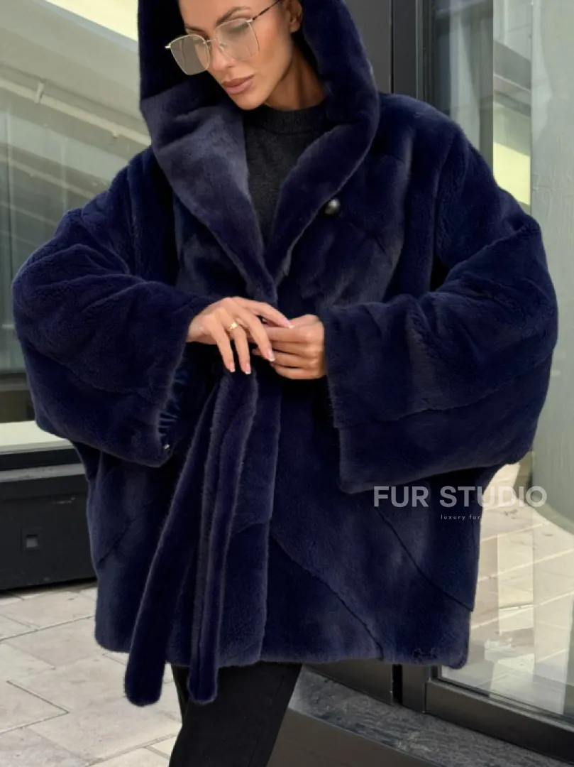 Шуба летучая мышь с капюшоном цвет аквамарин - паркетная раскладка - фото 1