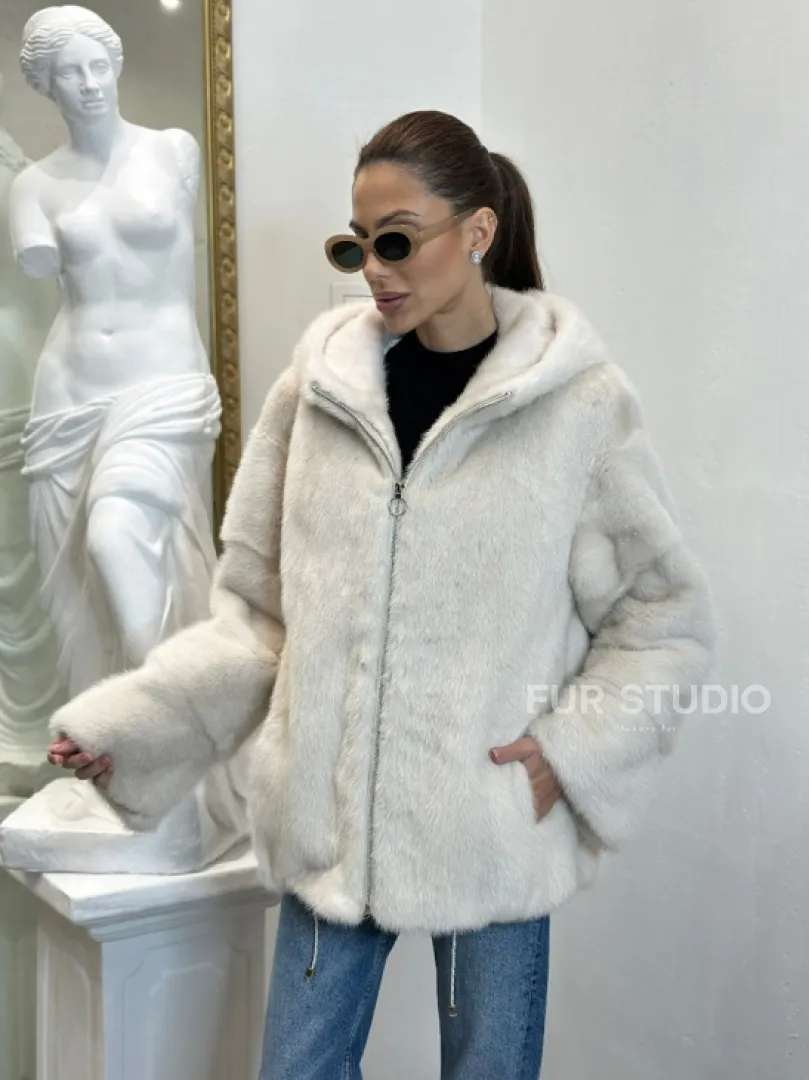 Норковая куртка с капюшоном - цвет ваниль - фото 5