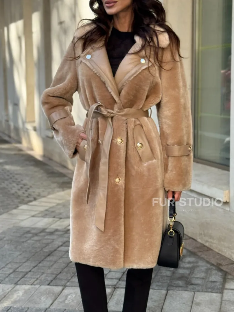 Дубленка из овчины с норковым воротником - цвет бежевый