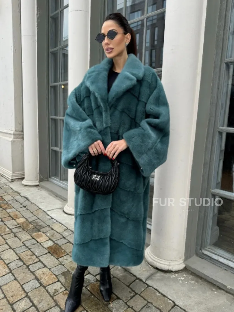 Шуба из меха норки в стиле Oversize - цвет тиффани - фото 0