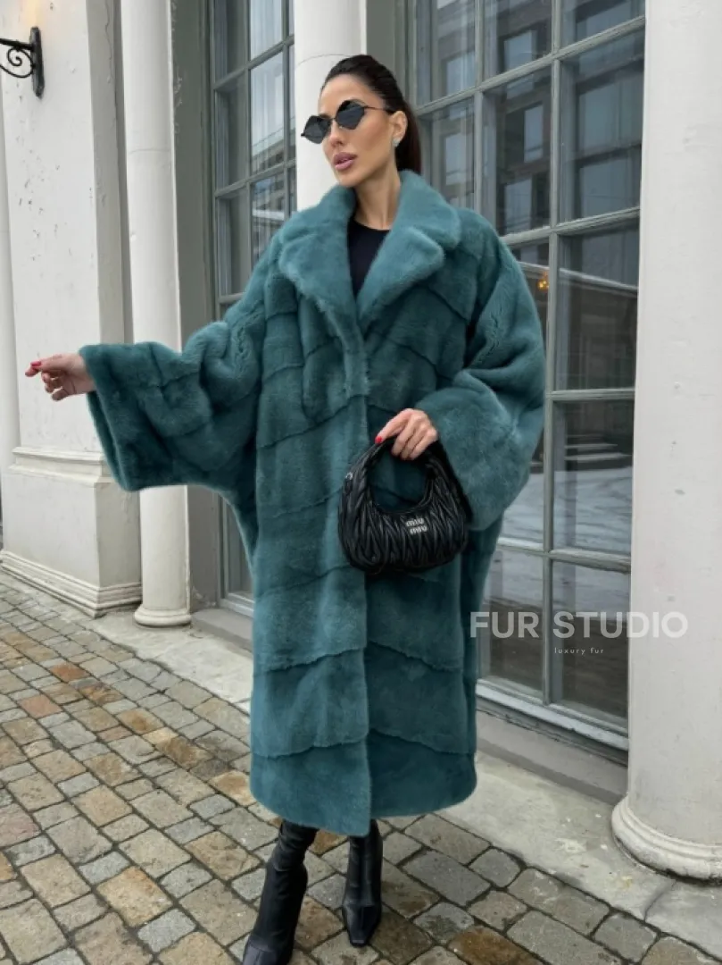 Шуба из меха норки в стиле Oversize - цвет тиффани - фото 12