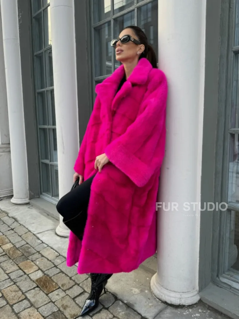 Шуба из меха норки в стиле Oversize - цвет фуксия - фото 0