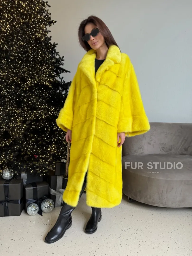 Шуба норковая в стиле Oversize - цвет лимонный - фото 3
