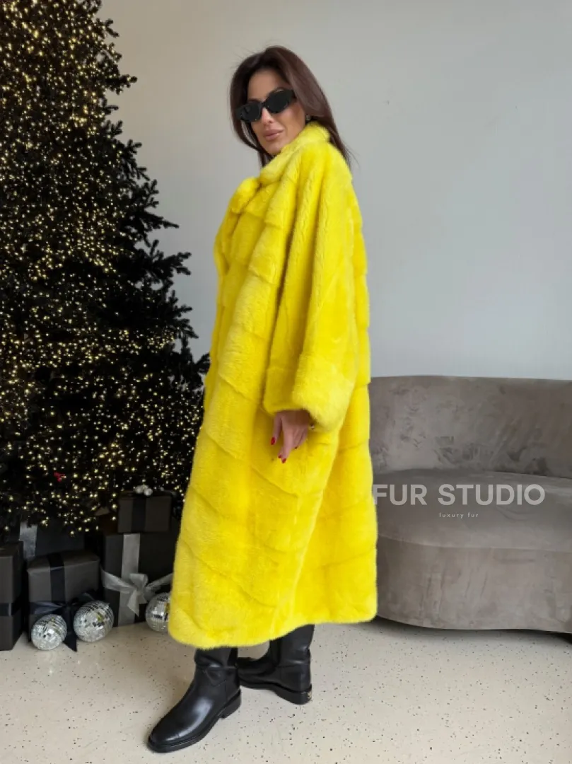 Шуба норковая в стиле Oversize - цвет лимонный - фото 4