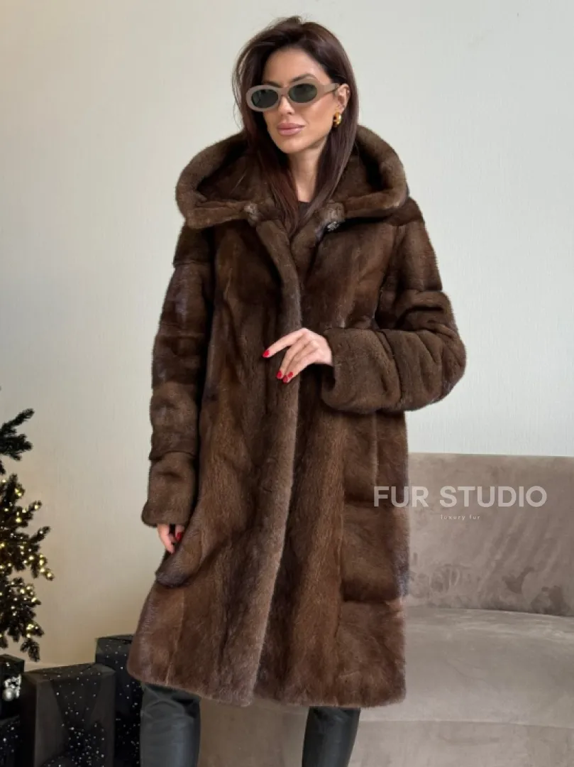 Норковая шуба с капюшоном в цвете орех - фото 0