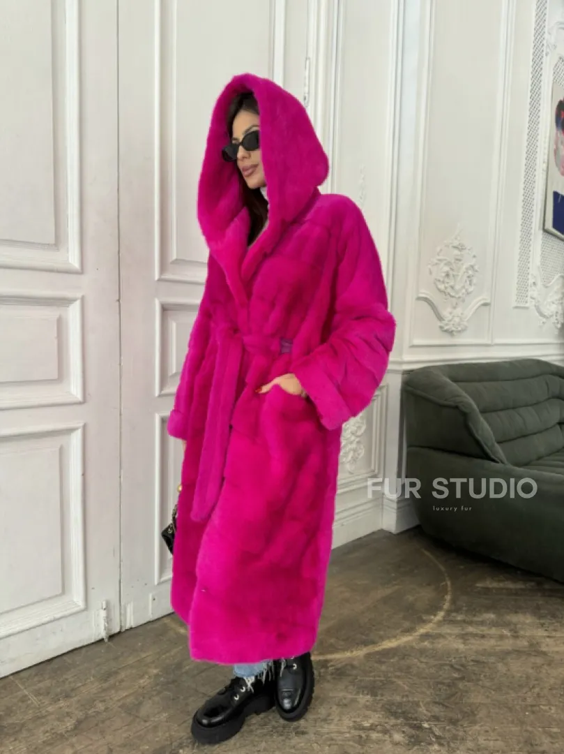 Норка кимоно с капюшоном, паркет - цвет фуксия