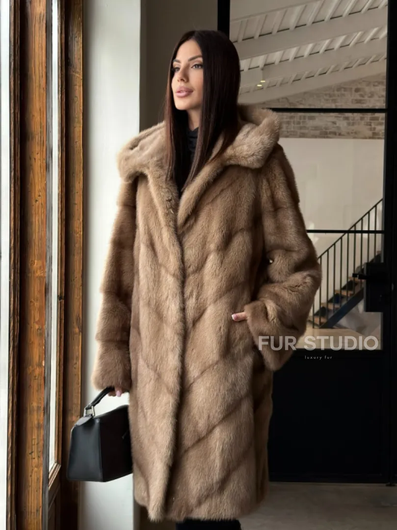 Норковая шуба с капюшоном - цвет пастель - фото 13