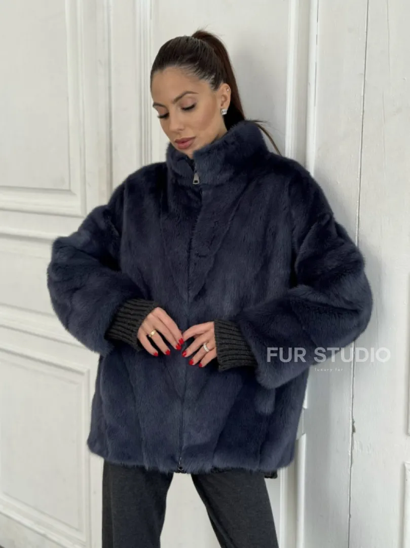 Короткая норковая шуба на молнии, стойка воротник - цвет черника - фото 2