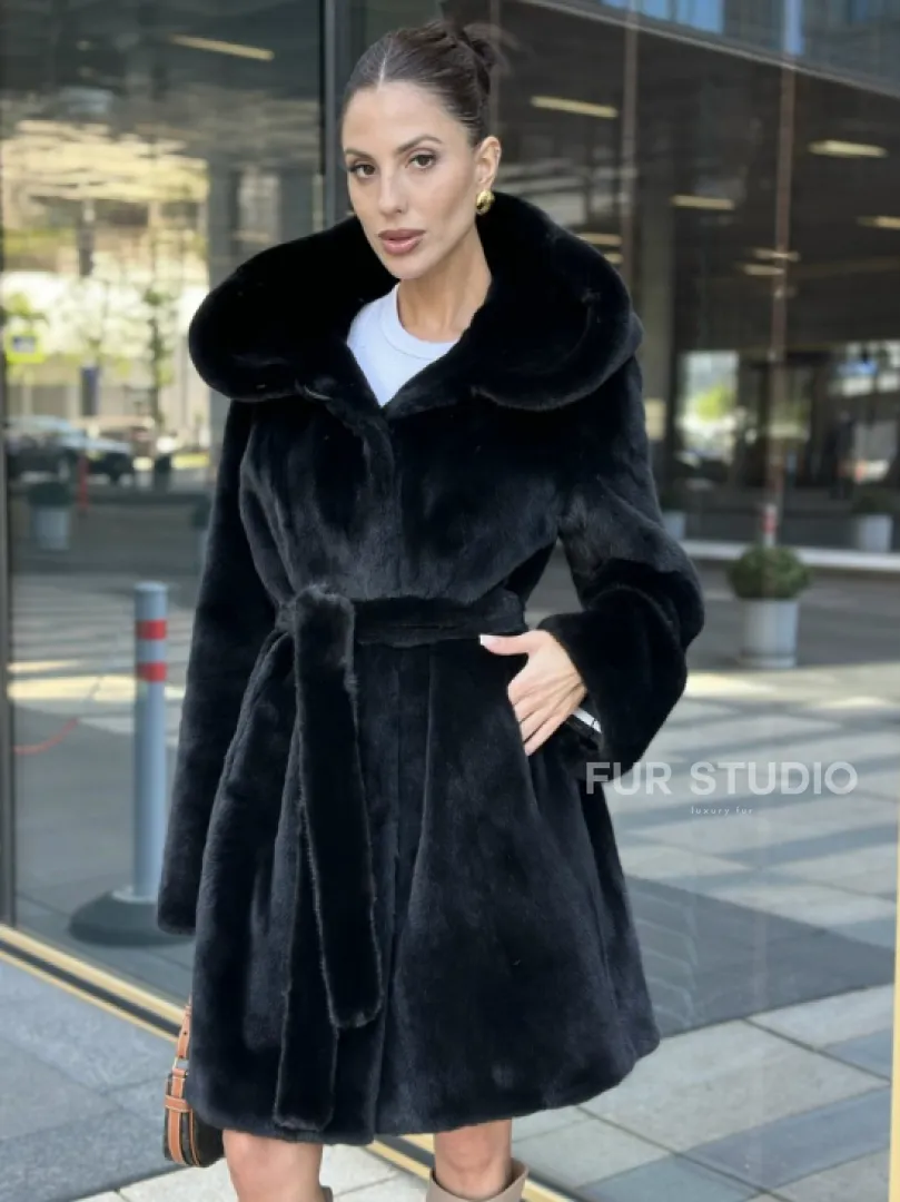Шуба норковая с капюшоном, мех BLACKGLAMA