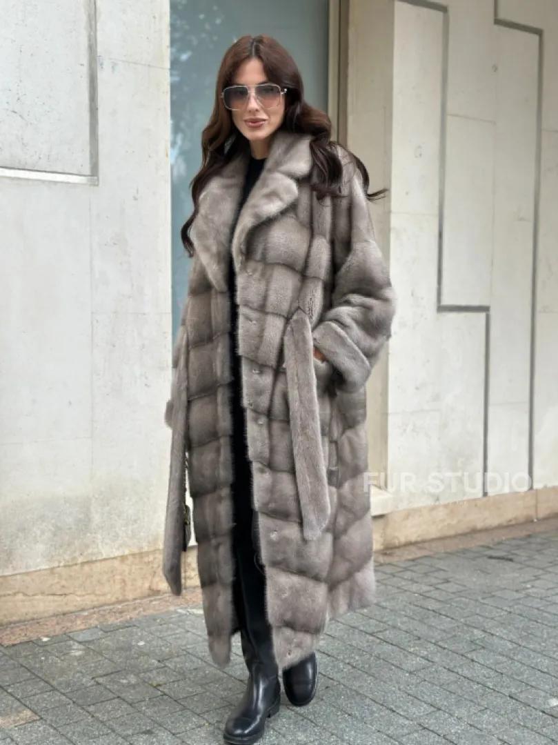 Шуба из норки  серого цвета - сапфир с английским воротником - фото 9