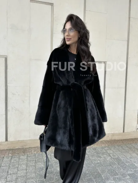 Шуба из меха аукционной норки SAGA FURS - фото 11