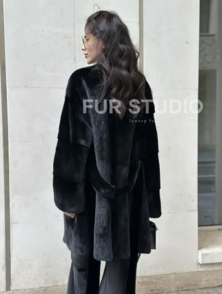 Шуба из меха аукционной норки SAGA FURS - фото 7