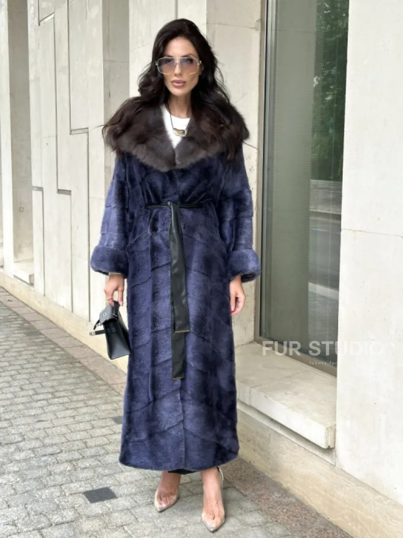 Длинная шуба из норки с капюшоном из куницы - цвет синий графит - фото 5