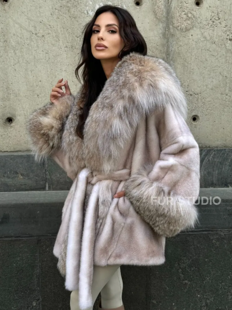 Плюшевая норковая шуба с капюшоном из меха канадской рыси - цвет натуральный нюд - фото 9