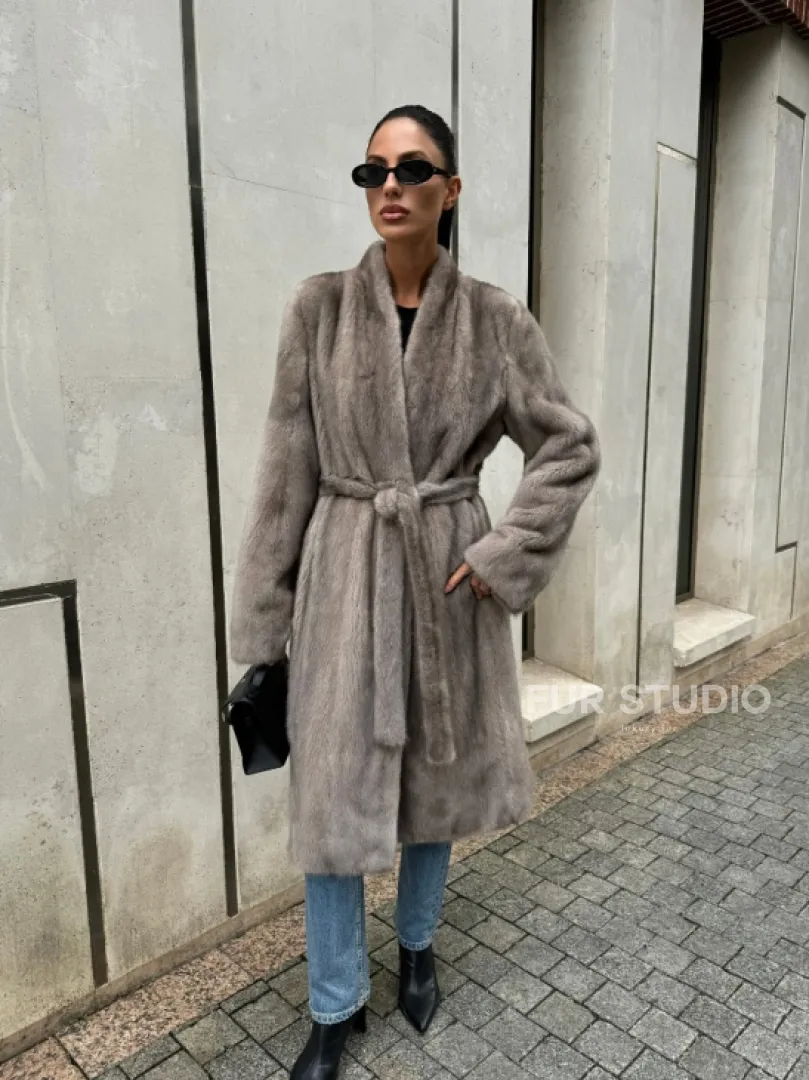 Стильная шуба из скандинавской норки - фото 6